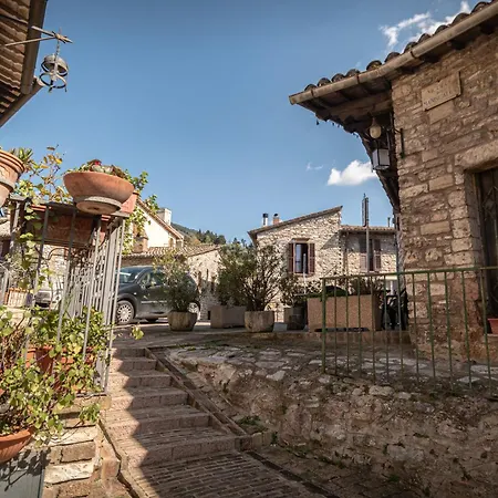 아파트 Le Casette Di Franco & Anna *